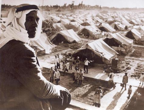 Ein Palästinenser in einem Flüchtlingslager