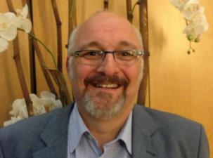 Der Aktivist J&uuml;rgen Gr&auml;sslin als Portraitaufnahme