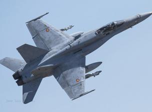 Ein F-18 Kampfjet