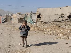 Ein syrisches Fl&uuml;chtlingskind in einem Gefl&uuml;chtetenlager