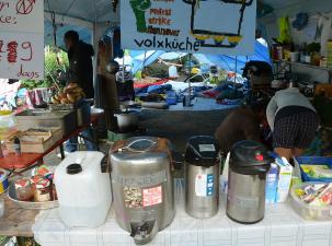 Volxküche beim Protest gegen die Abschiebung von Flüchtlingen in Hannover