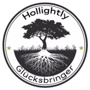 Rundes Logo mit einem Baum und Wurzeln, umgeben von der Schrift "Hollightly Gl&uuml;cksbringer".