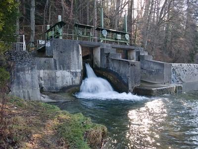 Ein Wasserkraftwerk