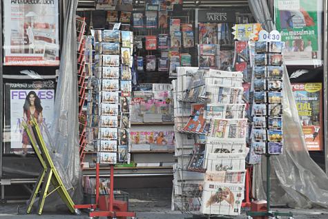 Ein Zeitungsstand in einer Innenstadt