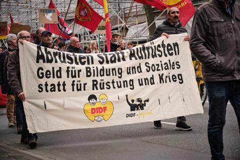 Eine Demo für Abrüstung und Frieden