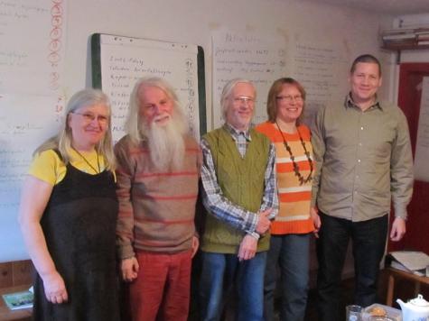 Die Reichls und mehrere Unterst&uuml;tzer des Begegnungszentrum f&uuml;r aktive Gewaltlosigkeit