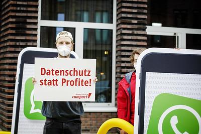 Eine Demo f&uuml;r mehr Datenschutz mit einem Schild