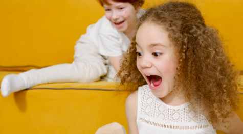 M&auml;dchen schreit