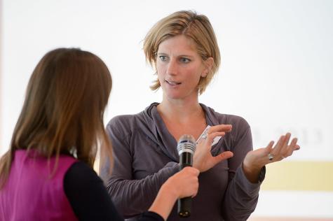Maja G&ouml;pel beim Alternative Resource Summit der Heinrich-B&ouml;ll-Stiftung in Berlin