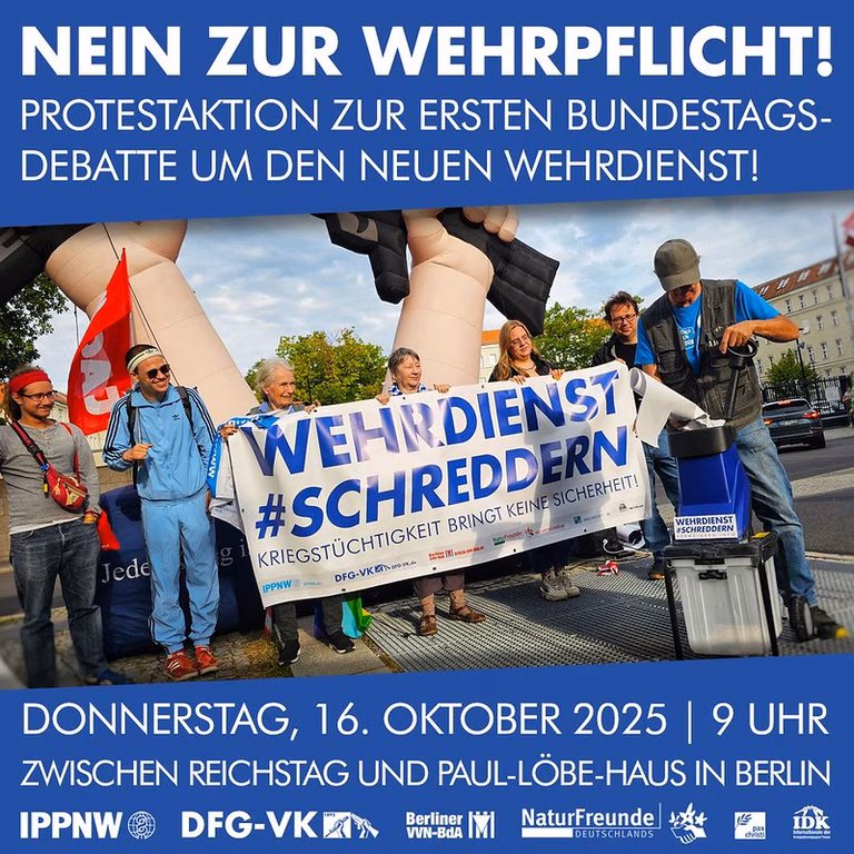 Protestaktion zur 1. Bundestagsdebatte um den neuen Wehrdienst am 16. Oktober 2025