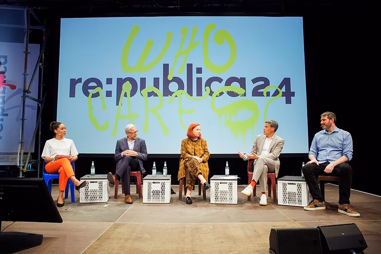 &mdash; Session: Strengthening European Media and the Public Sphere /// Speaker: Norbert Himmler, Eli Pariser, Jean-Paul Philippot, Catherine Tait, Jana Pareigis &mdash; Die re:publica findet vom 27. bis 29. Mai 2024 in der STATION Berlin statt. Das Festival f&uuml;r die digitale Gesellschaft steht in diesem Jahr unter dem Motto &bdquo;Who cares?&ldquo;. Berlin, 27.05.2024